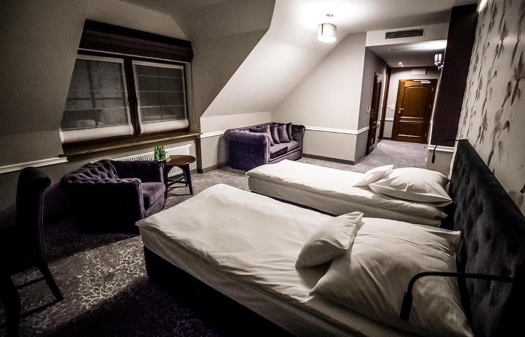 Hotel Palac Poledno Habitación foto