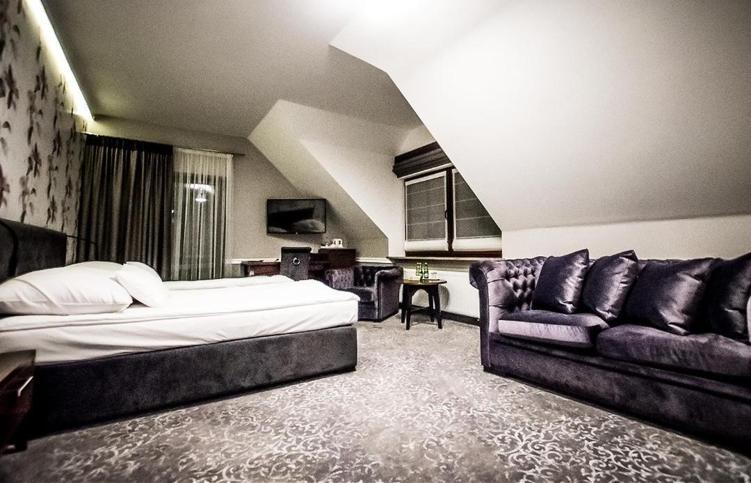 Hotel Palac Poledno Habitación foto